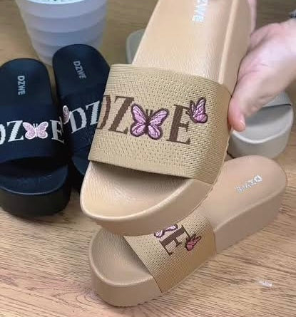 DZWE Embroidered Butterfly Platform Slide Sandals – Women's Thick Sole Slip-On Wedges