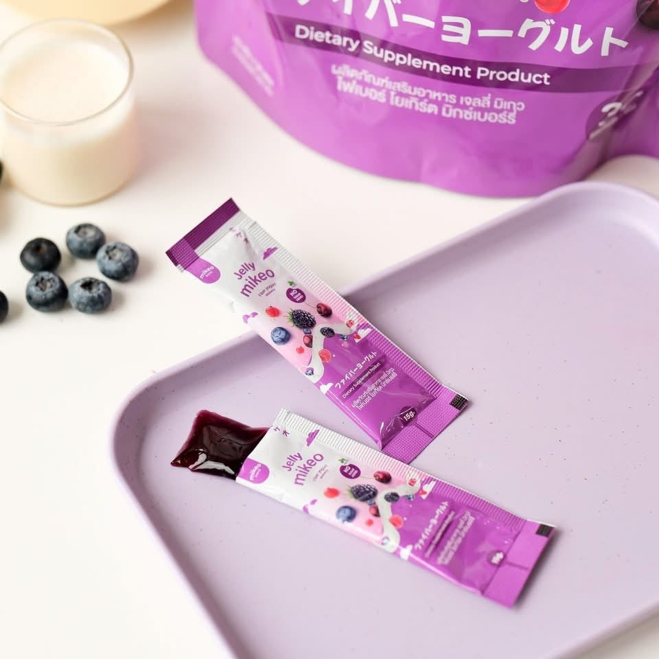 Kxh Official Store Jelly Mikeo collagen and glutathione jelly in a single packet, showing bright, colorful packaging.