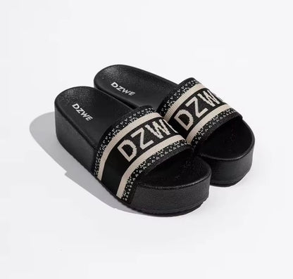 Chunky DZWE Platform Slides