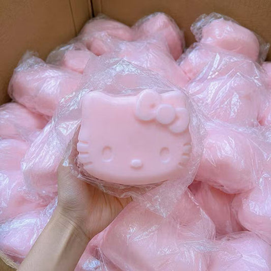 Hello Kitty Squishy